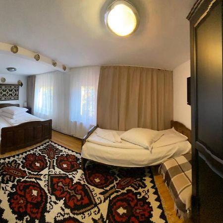 Pensiunea Casa Bianca - Bucovina วามา ภายนอก รูปภาพ