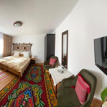 Pensiunea Casa Bianca - Bucovina วามา ภายนอก รูปภาพ