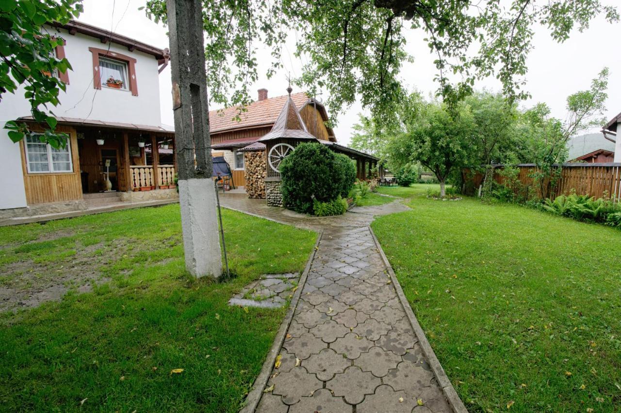 Pensiunea Casa Bianca - Bucovina วามา ภายนอก รูปภาพ
