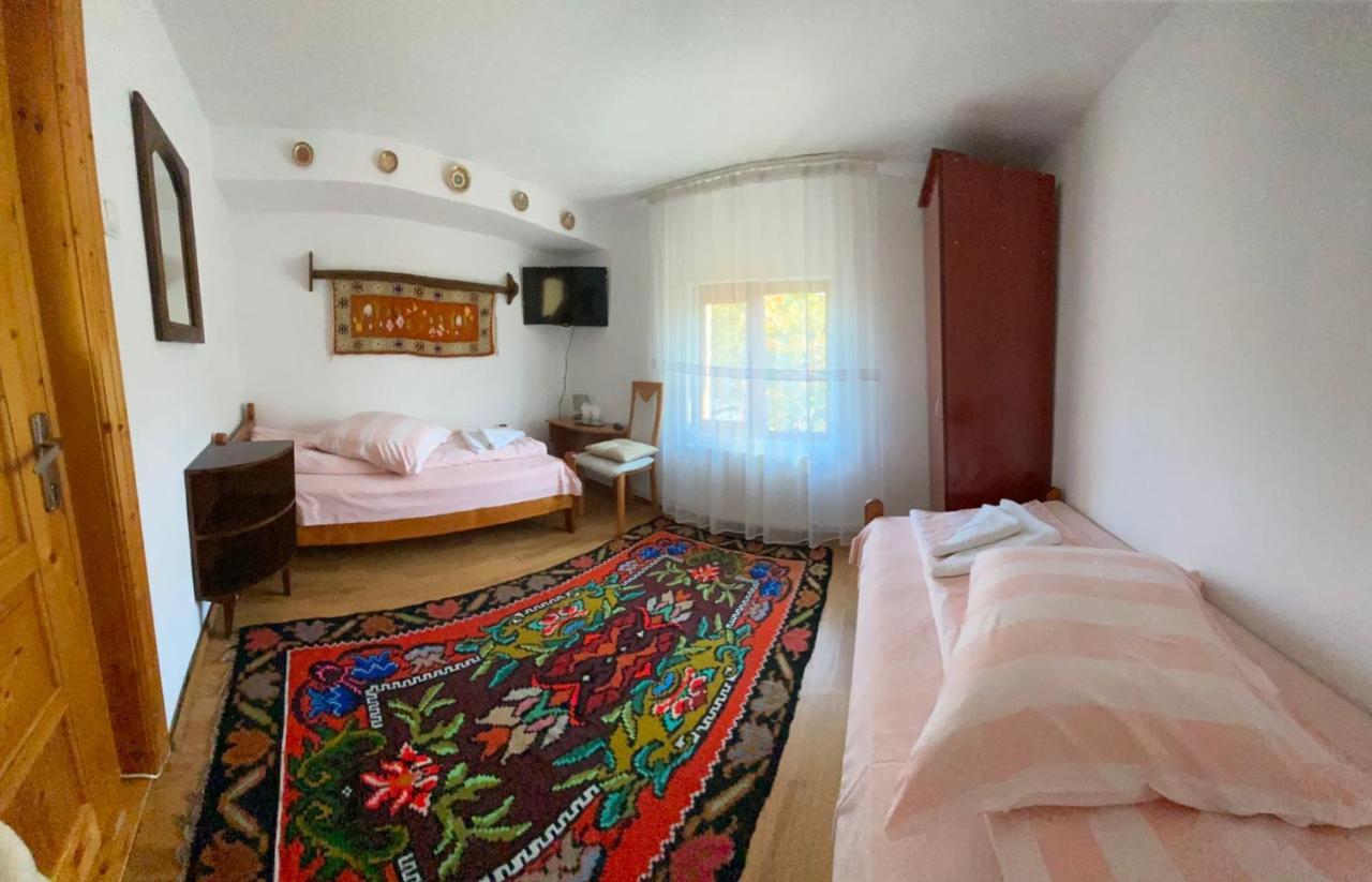 Pensiunea Casa Bianca - Bucovina วามา ภายนอก รูปภาพ