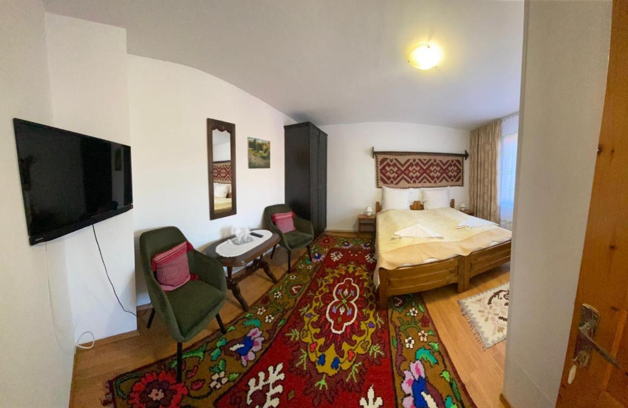 Pensiunea Casa Bianca - Bucovina วามา ภายนอก รูปภาพ
